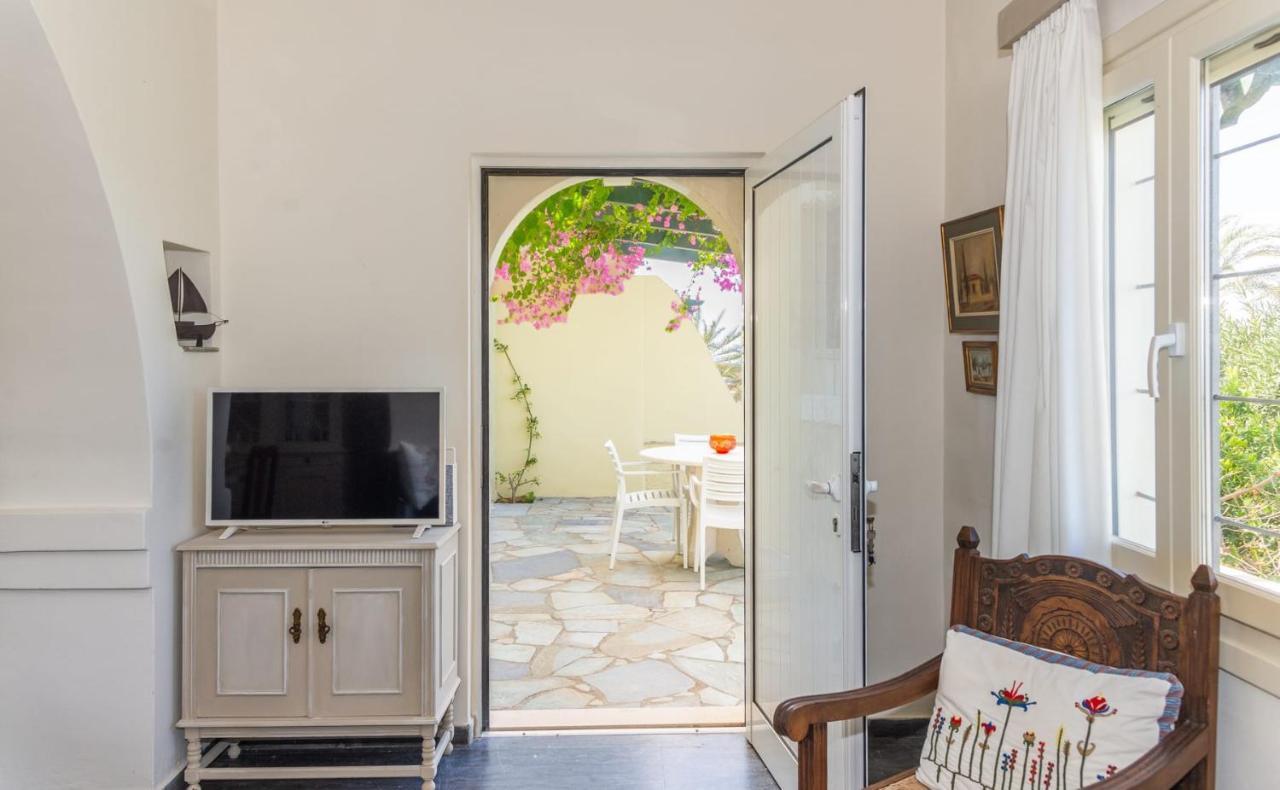 Bougainvillea House In Crete Сітія Екстер'єр фото